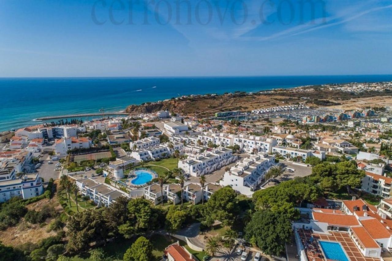 Albufeira-windmill Hill * Albufeira